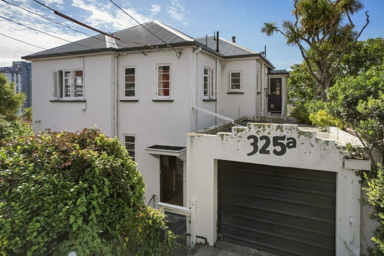 Photo of property in 325a The Terrace, Te Aro, Wellington, 6011