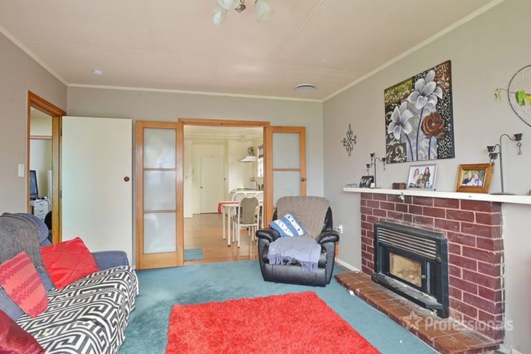 Photo of property in 70 Brandon Street, Featherston, 5710