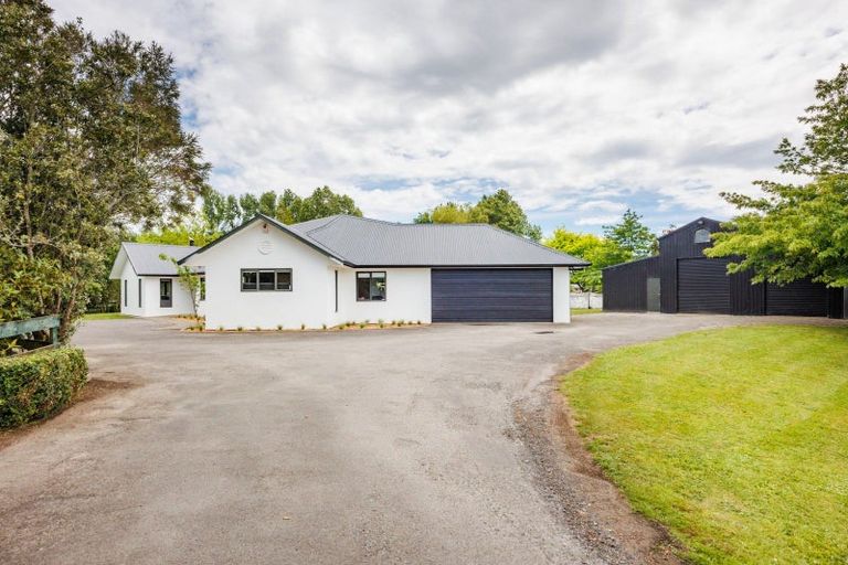 Photo of property in 1999 Longburn Rongotea Road, Longburn, Palmerston North, 4475