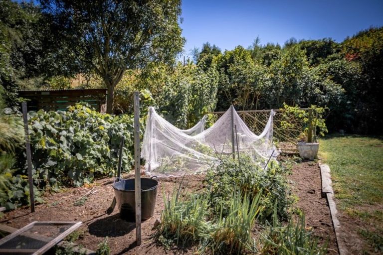 Photo of property in 50 Morrison Road, Te Horo, Otaki, 5581