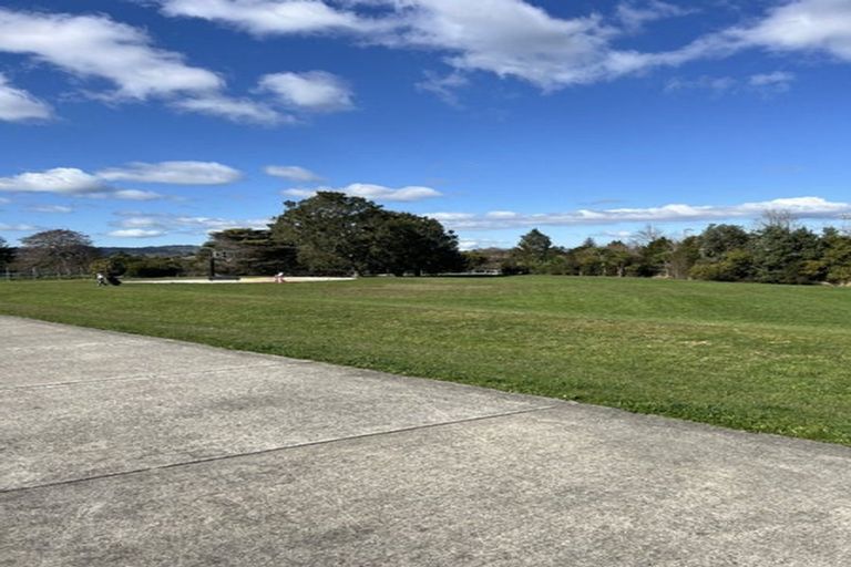 Photo of property in 121 Battalion Drive, Papakura, 2110