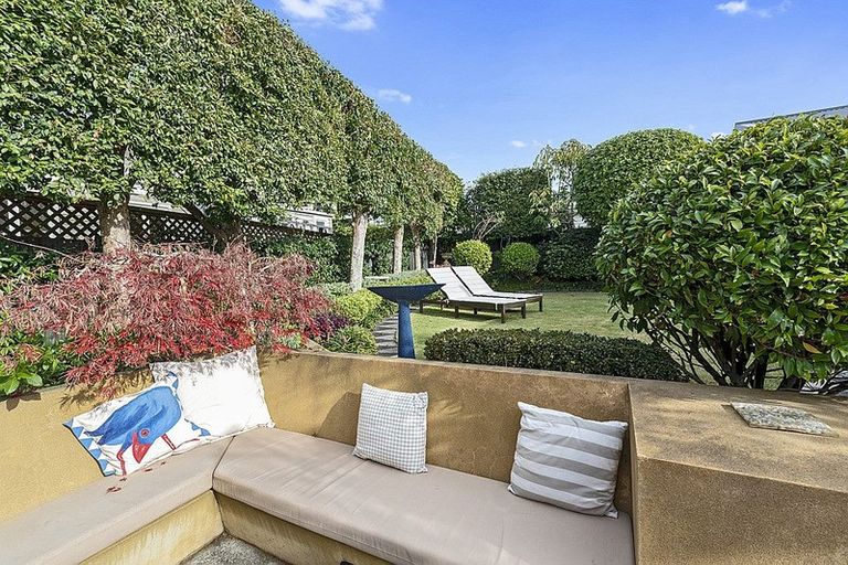 Photo of property in 13 Cameron Street, Takapuna, Auckland, 0622