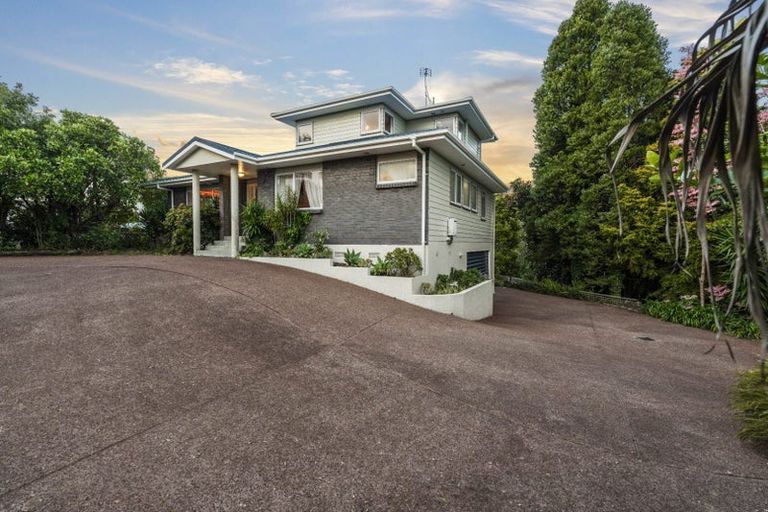 Photo of property in 58 Marina View Drive, West Harbour, Auckland, 0618