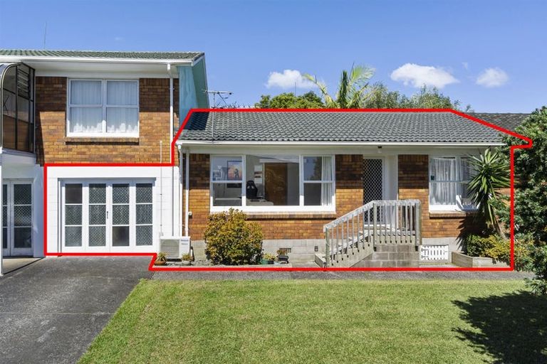 Photo of property in 2/41 Northumberland Avenue, Belmont, Auckland, 0622