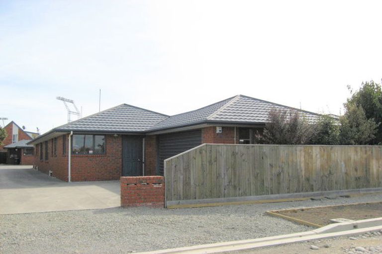 Photo of property in 1/77 Grafton Street, Waltham, Christchurch, 8011