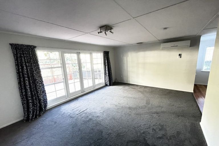 Photo of property in 5 John Street, Stokes Valley, Lower Hutt, 5019