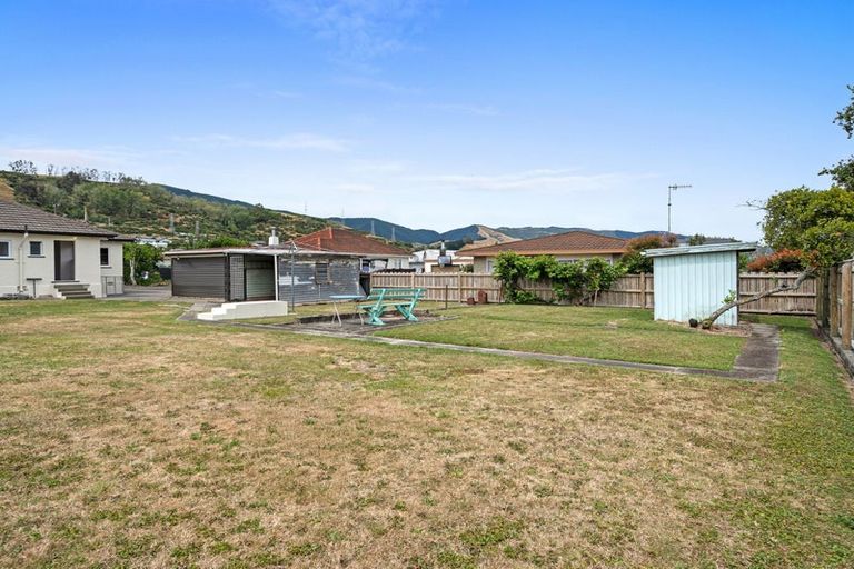 Photo of property in 14 Titoki Street, Stoke, Nelson, 7011