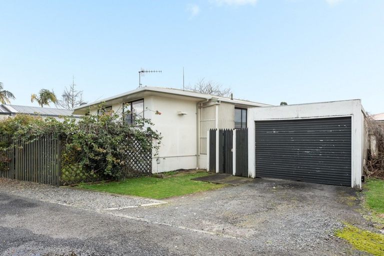 Photo of property in 5 Greenpark Way, Greerton, Tauranga, 3112