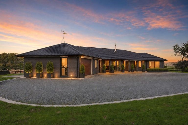 Photo of property in 49 Kanohi Road, Kaukapakapa, 0873