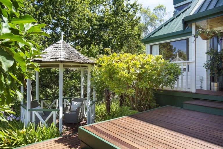 Photo of property in 6 Parklands Avenue, Swanson, Auckland, 0614