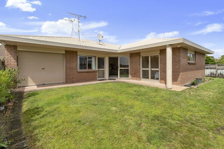 Photo of property in 19b Dallinger Street, St Andrews, Hamilton, 3200