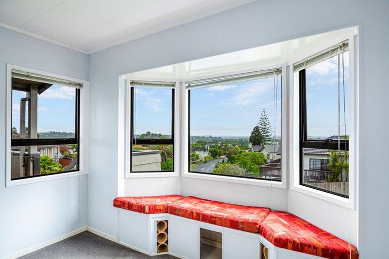 Photo of property in 14 Clearview Heights, Ranui, Auckland, 0612