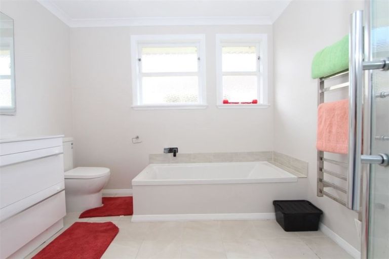 Photo of property in 49 Mcparland Street, Ebdentown, Upper Hutt, 5018