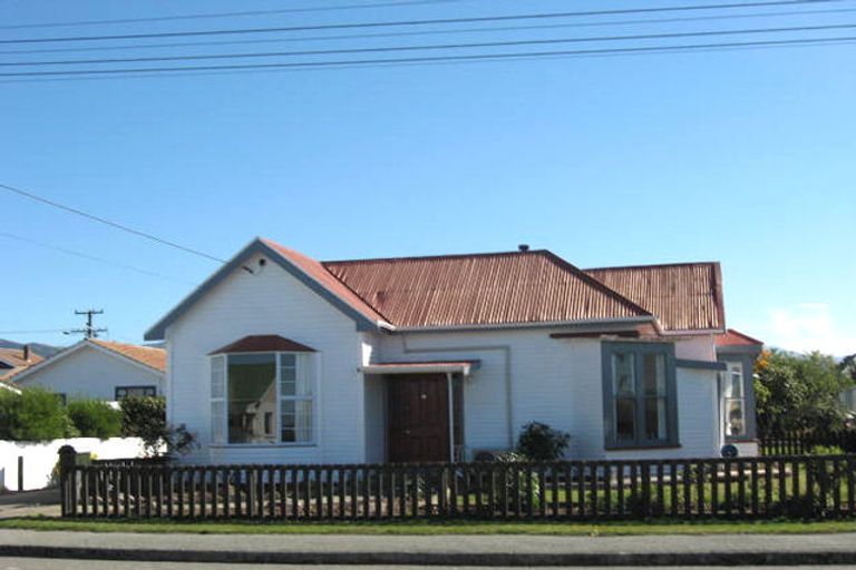 Photo of property in 14 Harris Street, Waimate, 7924