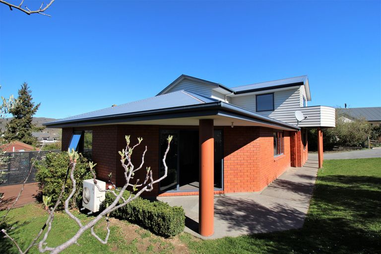 Photo of property in 42a Aronui Road, Bridge Hill, Alexandra, 9320