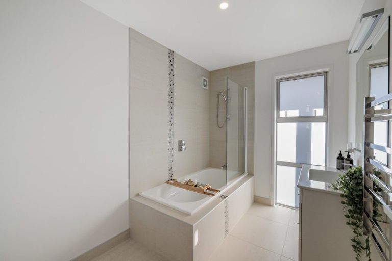 Photo of property in 297e Oceanbeach Road, Mount Maunganui, 3116