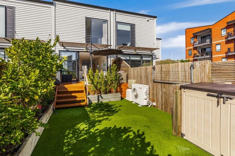 Photo of property in 73b Mapou Road, Hobsonville, Auckland, 0616
