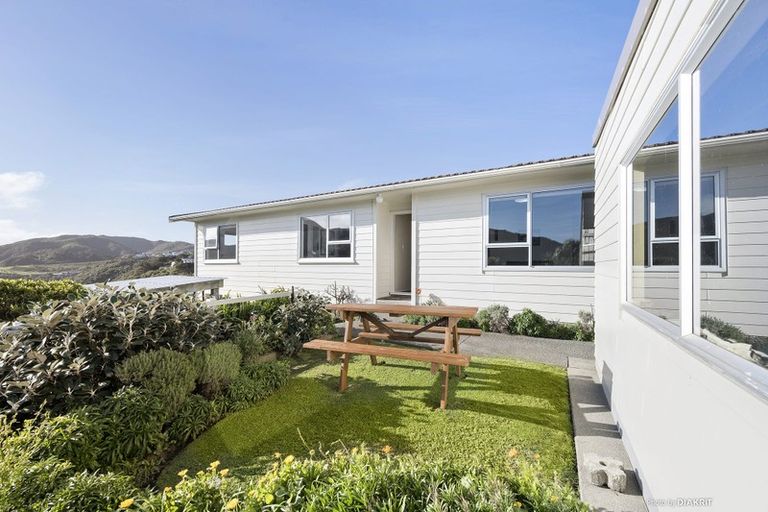 Photo of property in 18 Welland Place, Island Bay, Wellington, 6023