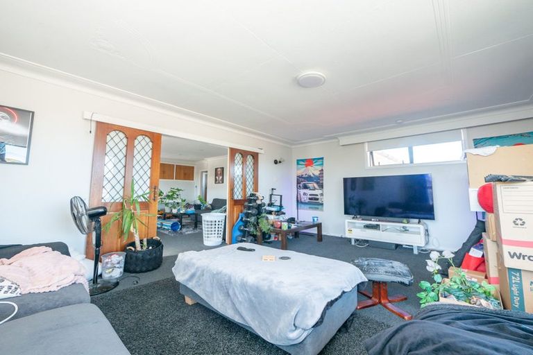 Photo of property in 2a Brooklyn Street, Green Island, Dunedin, 9018
