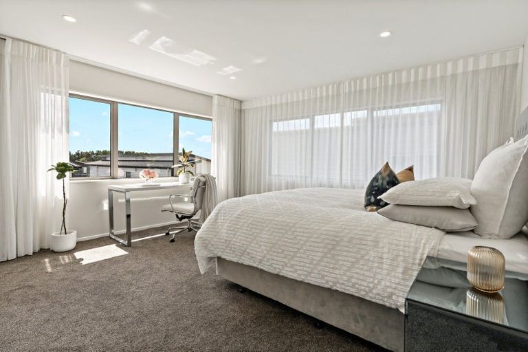 Photo of property in 25 Roa Avenue, Hobsonville, Auckland, 0616