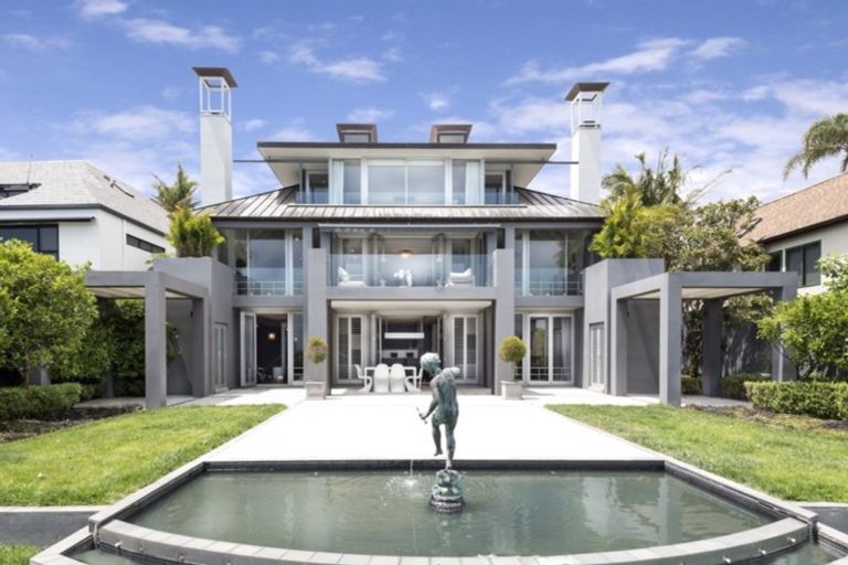 Photo of property in 43 Takutai Avenue, Half Moon Bay, Auckland, 2012
