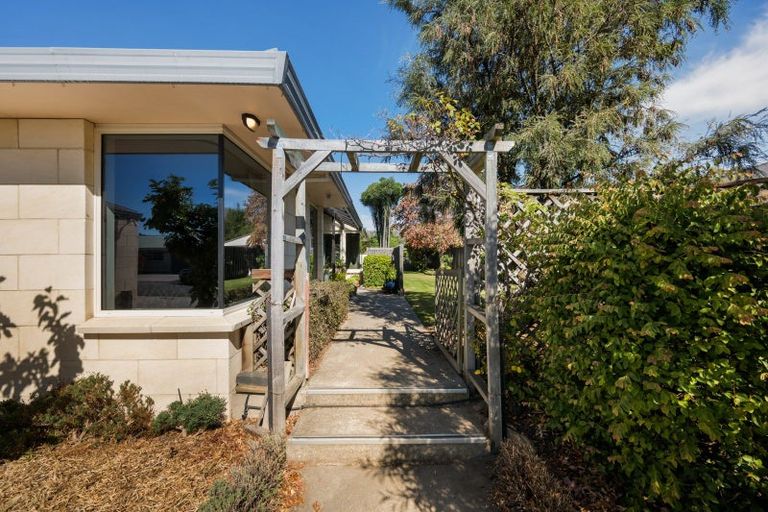 Photo of property in 16 Wilkin Road, Wanaka, 9305