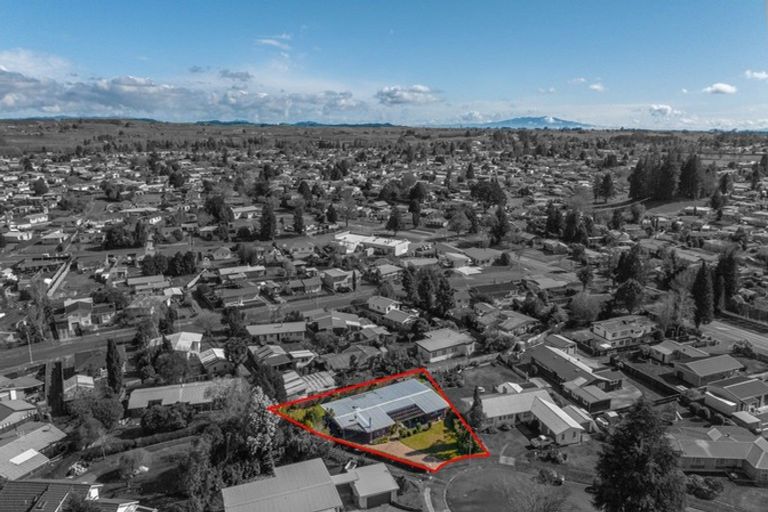 Photo of property in 8 Benmohr Place, Tokoroa, 3420