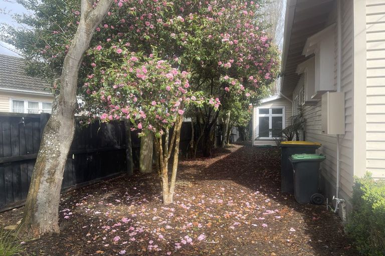 Photo of property in 33 Westholme Street, Strowan, Christchurch, 8052