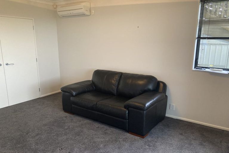 Photo of property in 11 Meadowbank Drive, Belmont, Lower Hutt, 5010