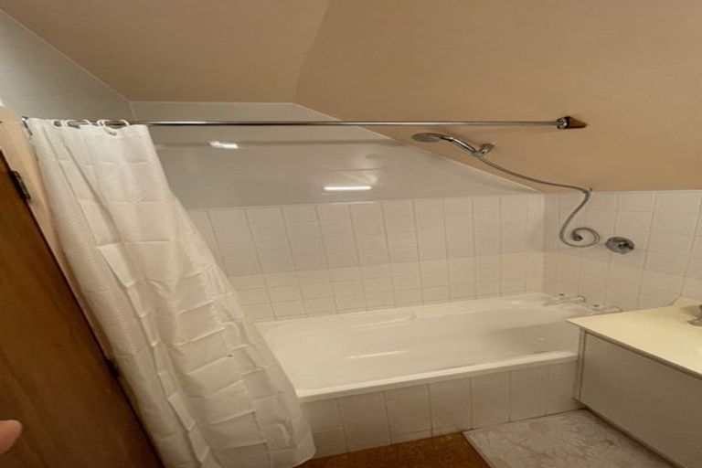 Photo of property in 57 Grafton Road, Roseneath, Wellington, 6011