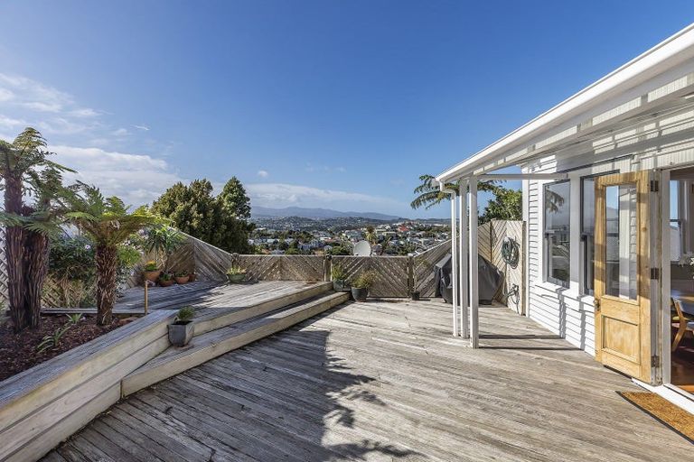 Photo of property in 48 Konini Road, Hataitai, Wellington, 6021