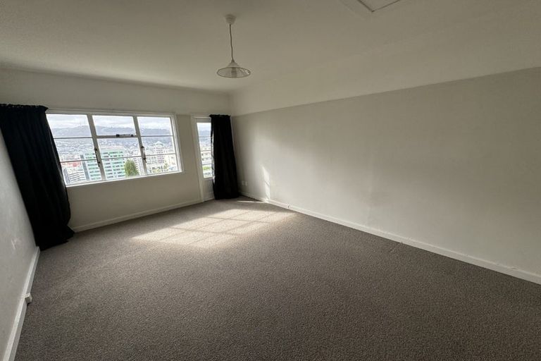 Photo of property in 243 The Terrace, Te Aro, Wellington, 6011