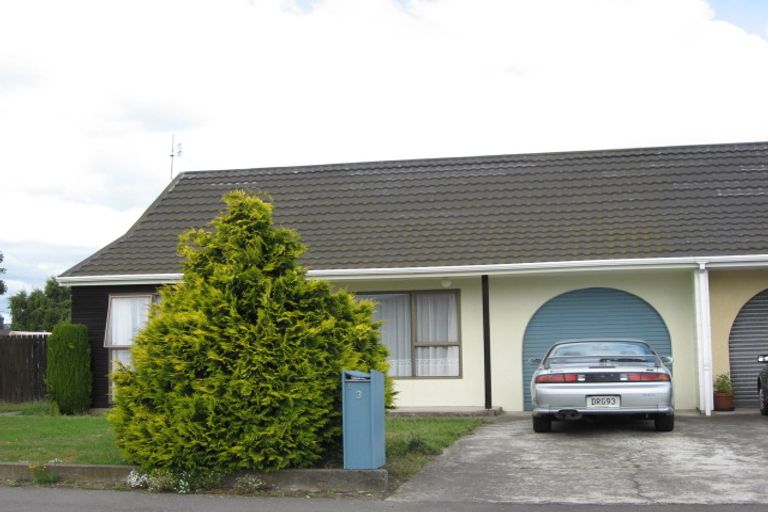 Photo of property in 2/3 Wanstead Place, Woolston, Christchurch, 8062