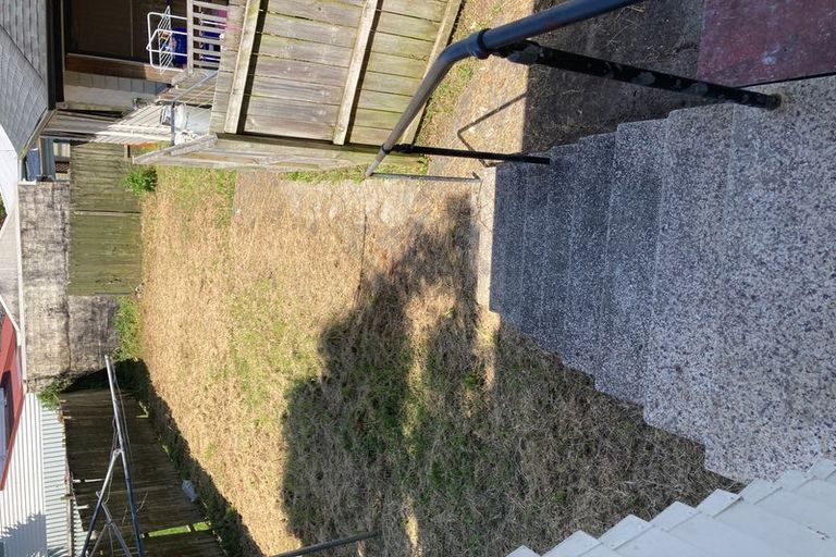 Photo of property in 16 Thompson Terrace, Manurewa, Auckland, 2102