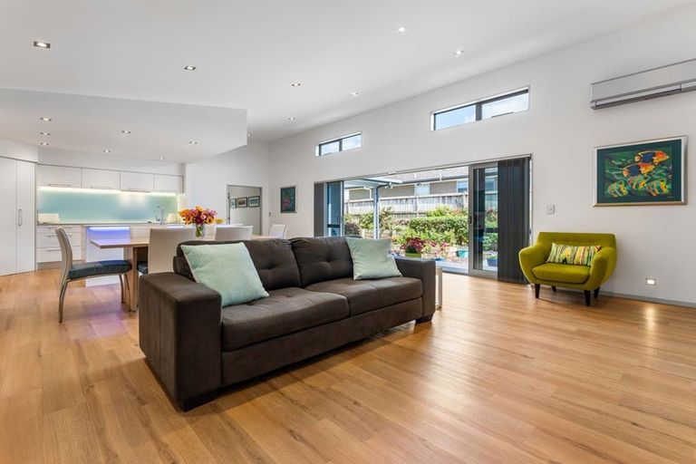 Photo of property in 8 Canmore Street, Pokeno, 2402