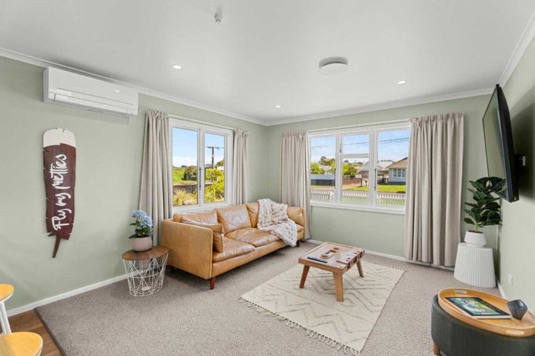 Photo of property in 8 Grey Street, Waitara, 4320