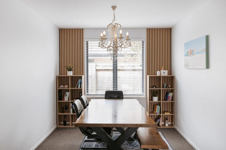 Photo of property in 14 Rotomanu Place, Pyes Pa, Tauranga, 3112