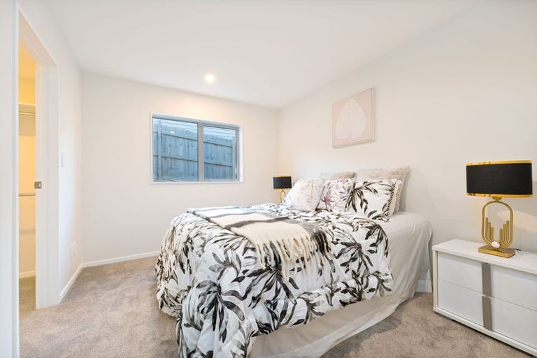 Photo of property in 10 Vino Cina Heights, Ranui, Auckland, 0612