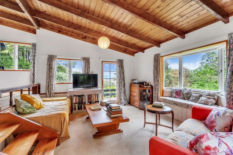 Photo of property in 5b Pohutukawa Grove, Whitianga, 3510