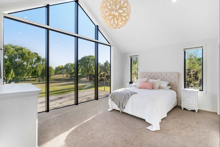 Photo of property in 8 Wakefield Lane, Mount Pisa, Cromwell, 9383