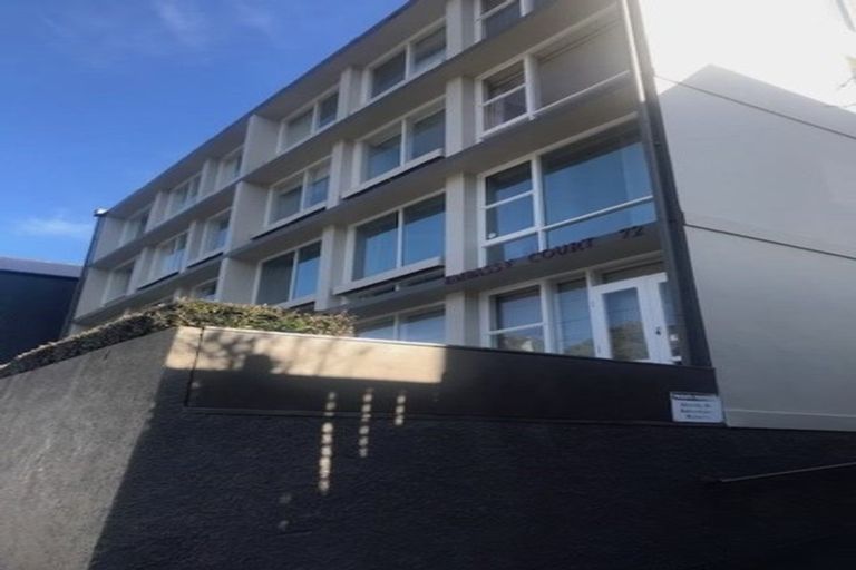 Photo of property in Embassy Court, 72 Brougham Street, Mount Victoria, Wellington, 6011