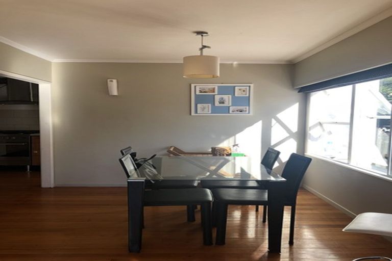 Photo of property in 26 Ramillies Place, Glenfield, Auckland, 0629