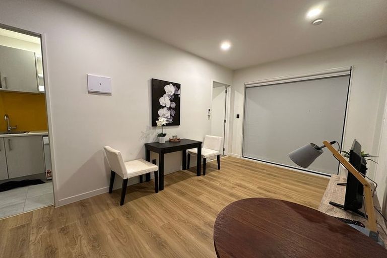 Photo of property in 13 Franheim Crescent, Orewa, 0931