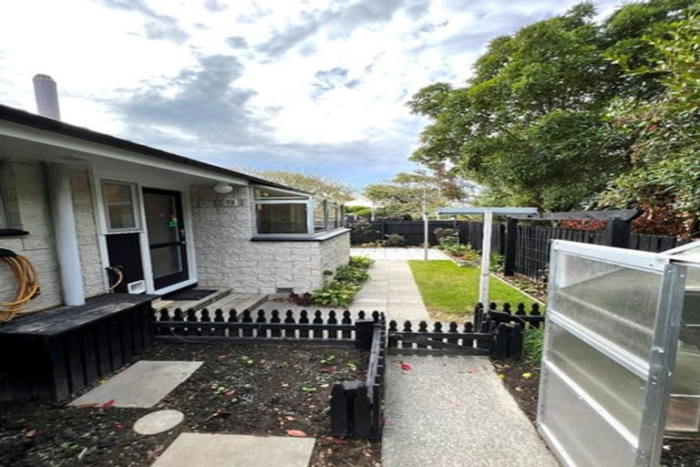 Photo of property in 1/516 Linwood Avenue, Woolston, Christchurch, 8062
