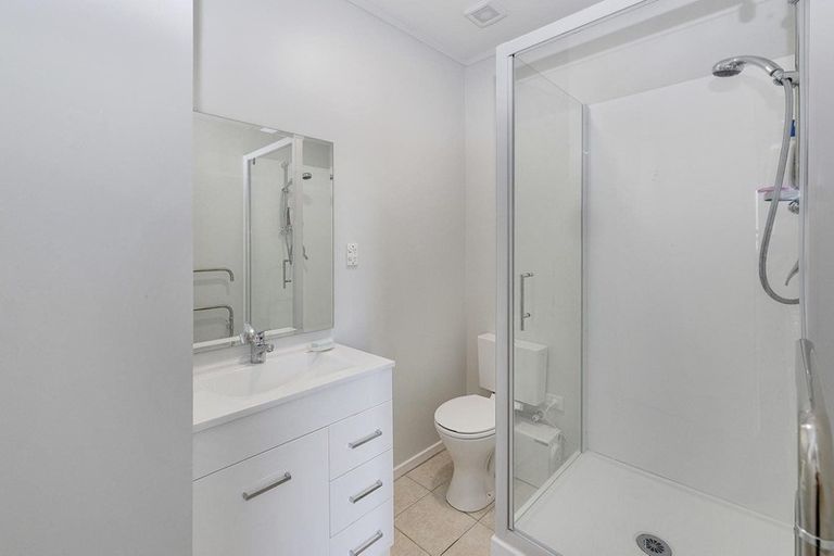 Photo of property in 97a Tiroroa Avenue, Te Atatu South, Auckland, 0610