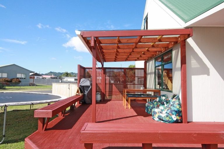 Photo of property in 105 Hampton Road, Whangamata, 3620