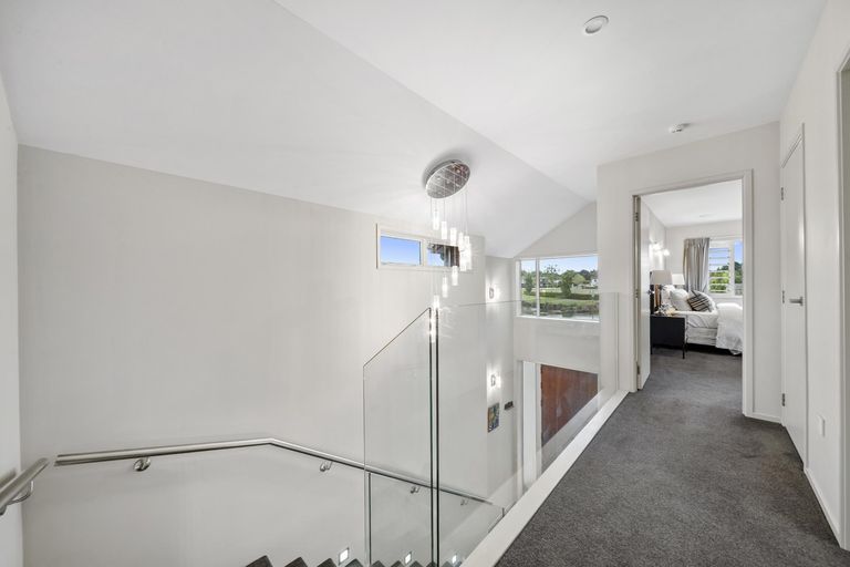 Photo of property in 10 Lake Drive, Karaka, Papakura, 2113