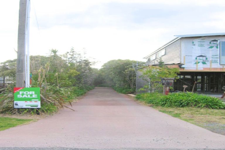 Photo of property in 415a Given Avenue, Whangamata, 3620