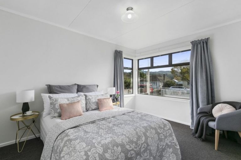 Photo of property in 9 Mckay Street, Wainuiomata, Lower Hutt, 5014