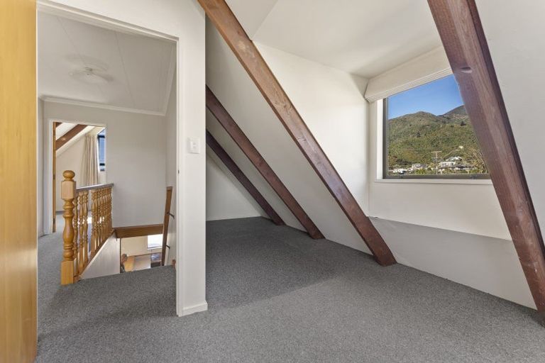 Photo of property in 4a Beach Road, Waikawa, Picton, 7220